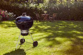 Weber Master-Touch 57 - www.onlinebraaishop.co.za
