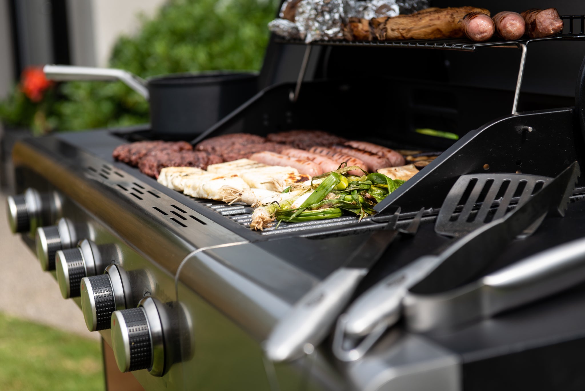 Outback Meteor 4 Burner Gas - www.onlinebraaishop.co.za